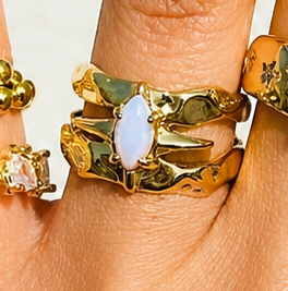 Pearly ring