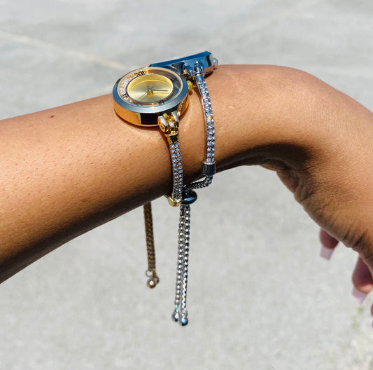 Silver drawstring watch