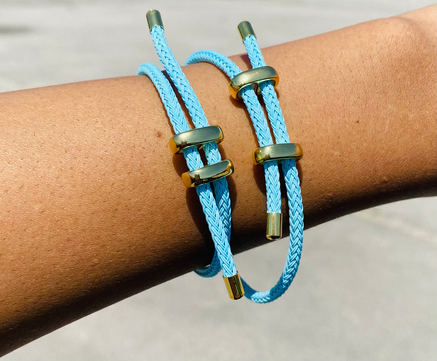 Blue gold bracelet