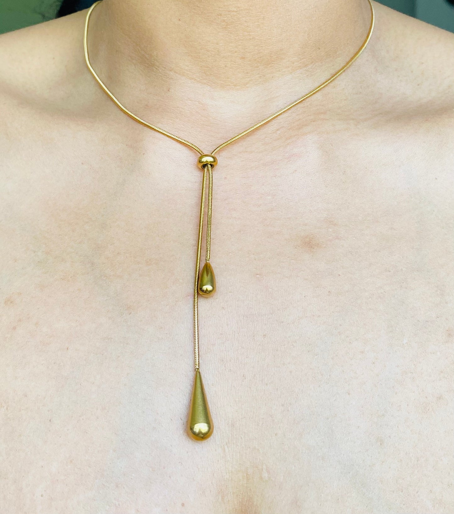 Gold adjustable drop necklace